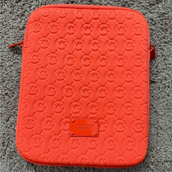 MICHAEL KORS Padded Tablet iPad Sleeve Cover in Orange Neoprene 8" x 10" - Picture 1 of 7